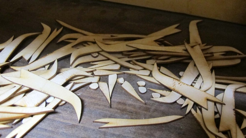 150 sharp little wooden beak bits